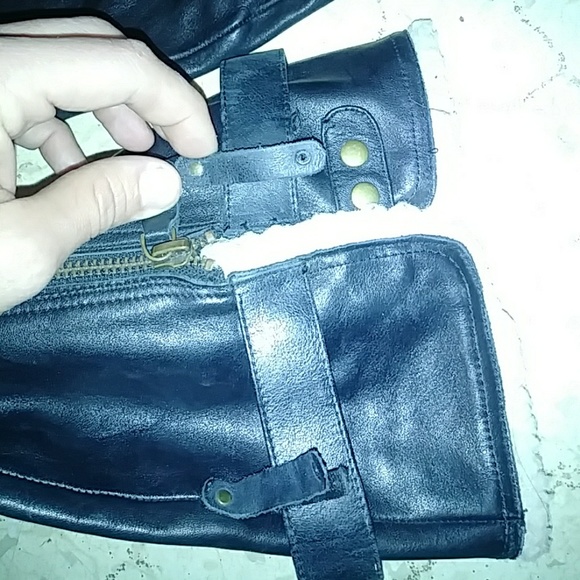 Boots - Picture 8 of 8